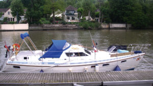 A yacht on the Franch canal system
