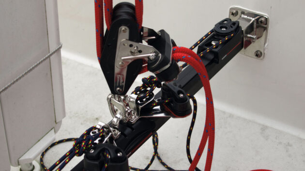 Block on a mainsheet system on a boat
