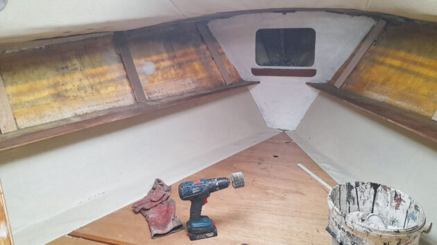 A dril in a forecabin of a boat while working is being carried out to renovate it