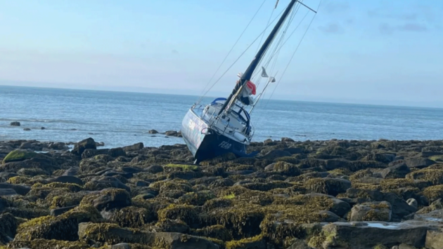 Jazz Turner's boat aground
