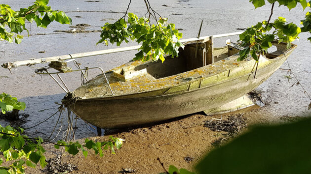 Abandoned boat at Truro River. Credit: John Summerscales