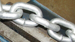 Welded anchor chain