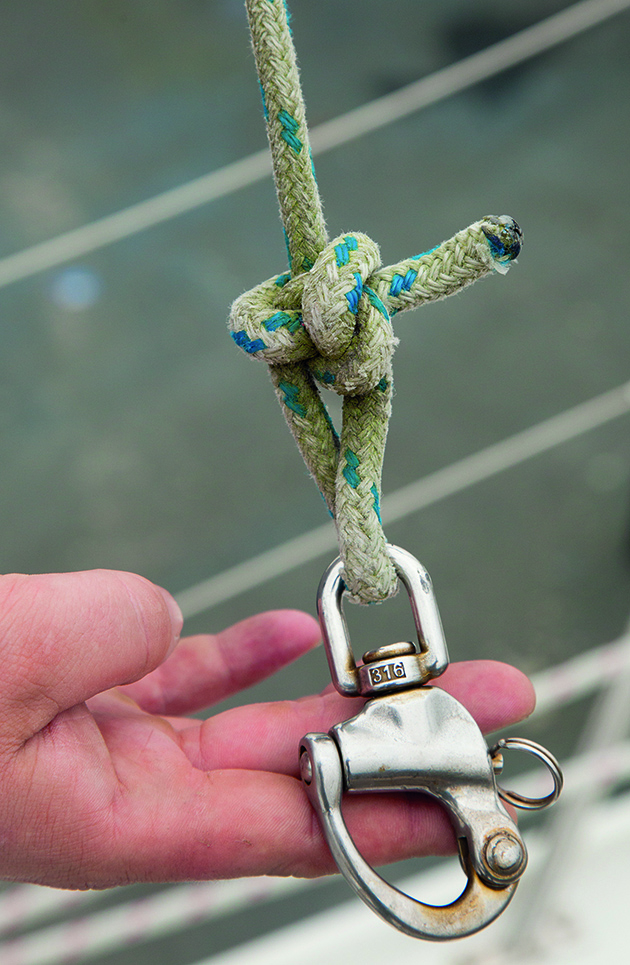 A spinnaker pole uphaul