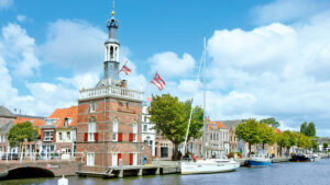 A yacht on the Dutch inland waterways