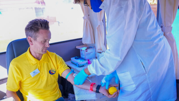 ARC 'yellow shirt' Paul Bishåop was among those to volunteer to give blood