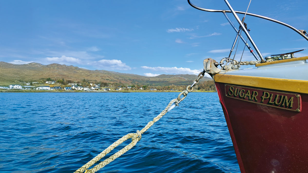 A mooring bridle on a yacht