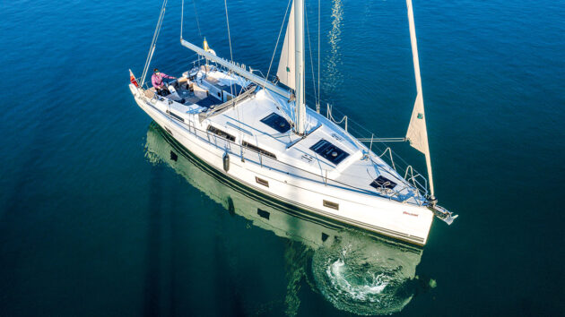 A boat bow thruster being used to manoeuvre a yacht