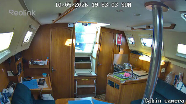 How MoorMesh looks on your smartphone - day view on board a yacht
