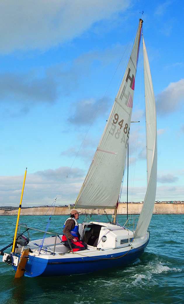 A hunter yacht sailing