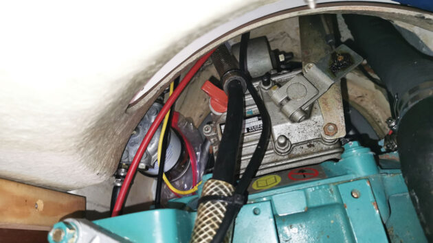 Primary fuel filter and others parts of a boat engine