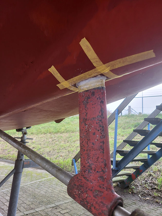 Repairs to a p bracket on a yacht