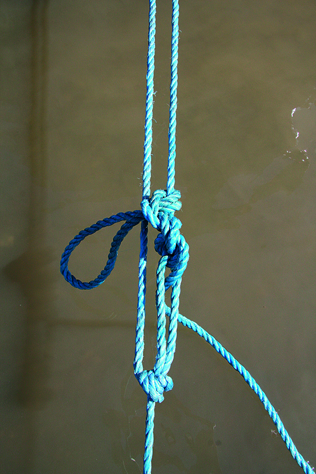 A tricker's hitch used for launching a boat