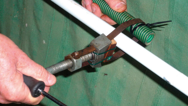 A tool for removing a boat stuffing box