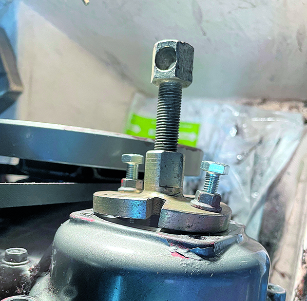 A cracked extractor