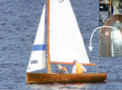 An International 14 dinghy sailing