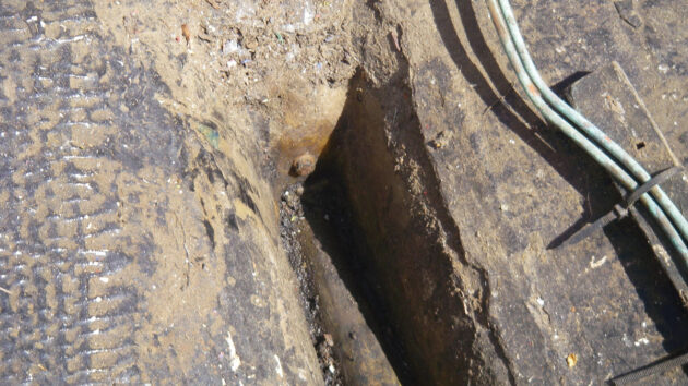 Stern bearing securing bolt on a boat