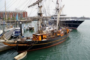 Tres Hombres and Leander G