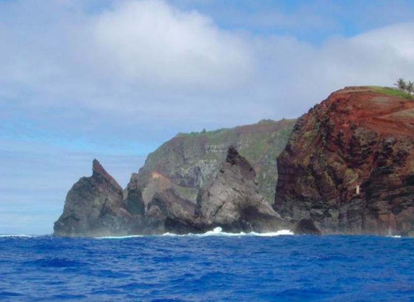 Charter trips to Pitcairn set up by Fletcher Christian's descendent