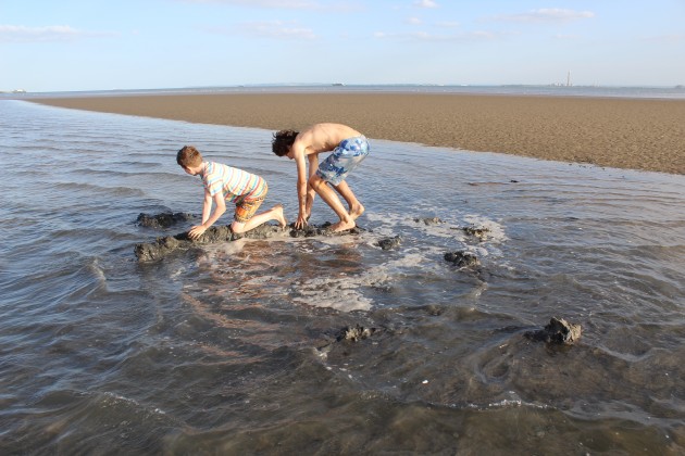 East Coast mudlarking off Leigh-on-Sea