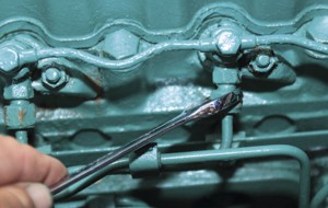 Diagnose and fix marine diesel engine problems