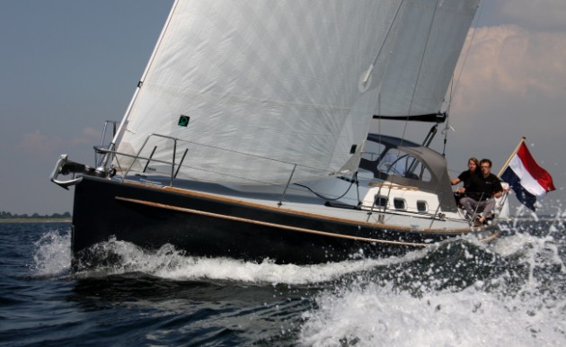 Sentijn 37IQ - under sail 2