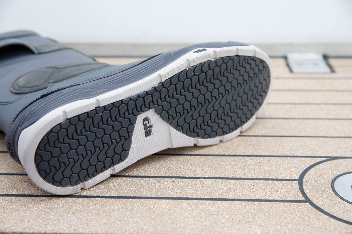 Best sailing boots 9 of the best seaboots tested in Dutch sea trial