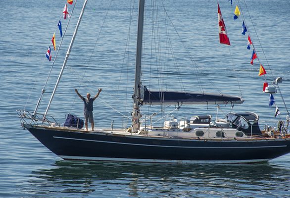 Bert ter Hart finishing his circumnavigation of the world without GPS or navigational aids