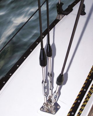 rigging backstay sailboat