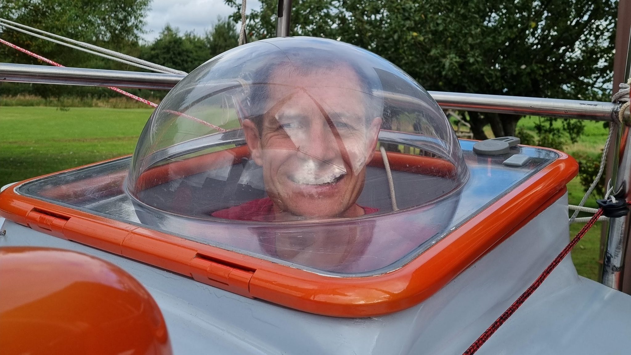 Crazy or sane? Record attempt for the smallest boat to cross the