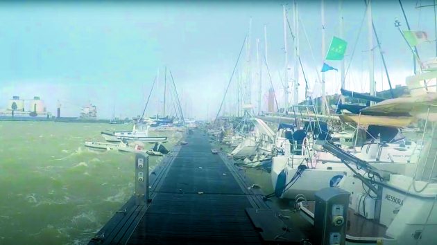 Surviving a storm in a harbour: storm conditions at a marina