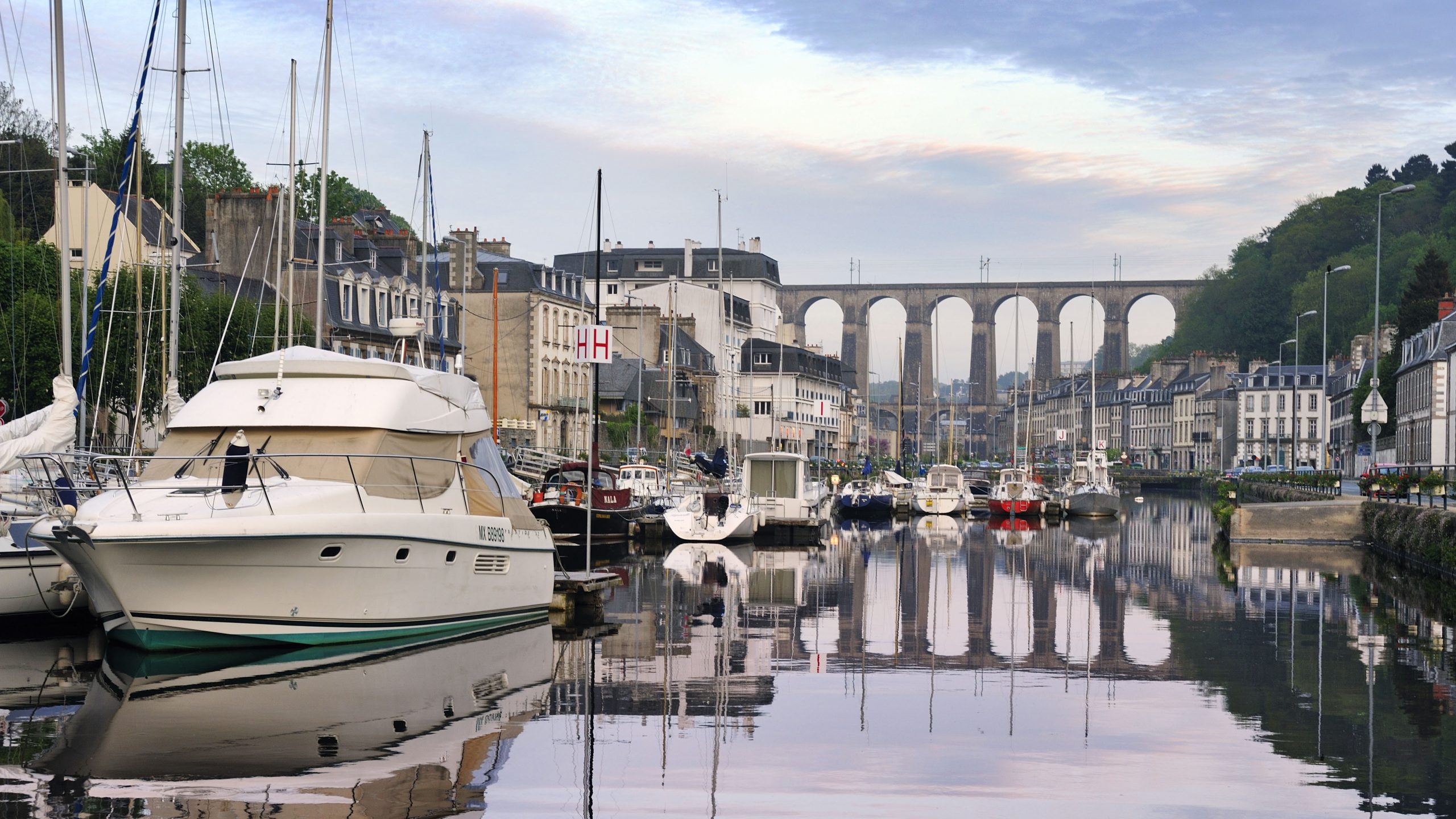 A viaduct over a river which can be seen sailing in Brittany