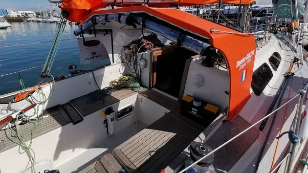 the cockpit of a Rustler 36