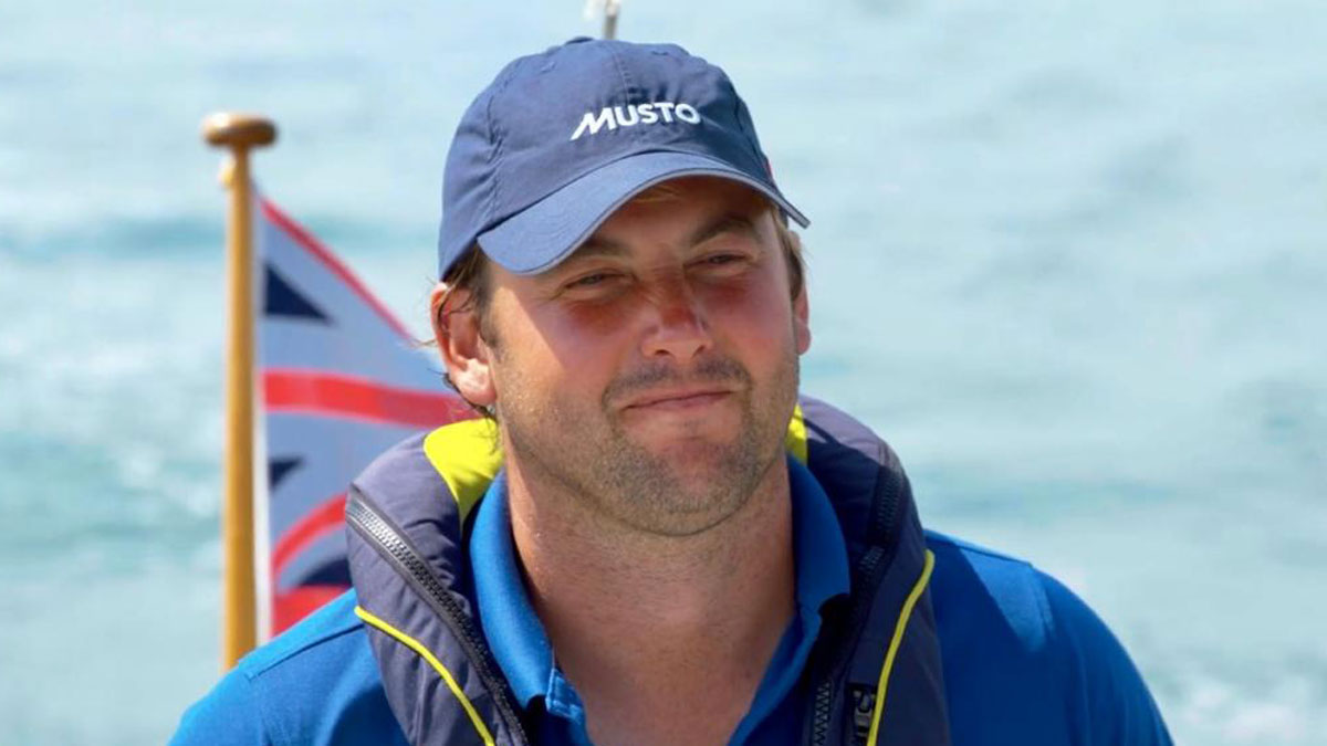 William Croxford: Attempt to sail non-stop solo around the world without using fossil fuels