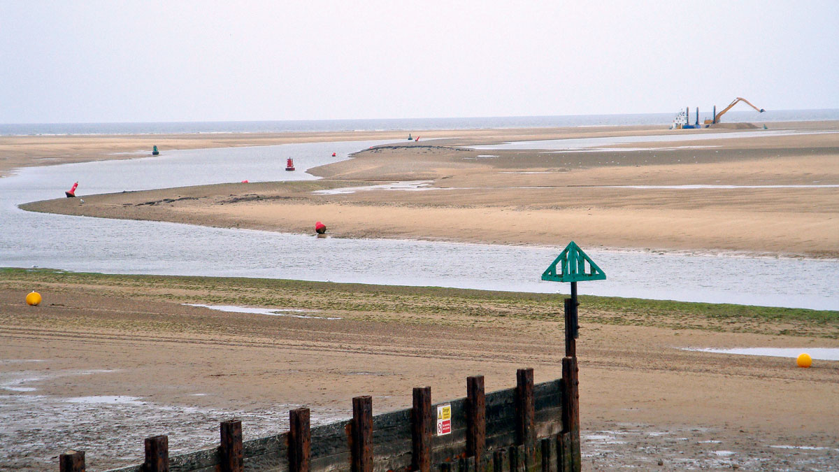 Tidal calculations why online predictions can be dangerously