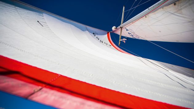 how long do sails last on a sailboat