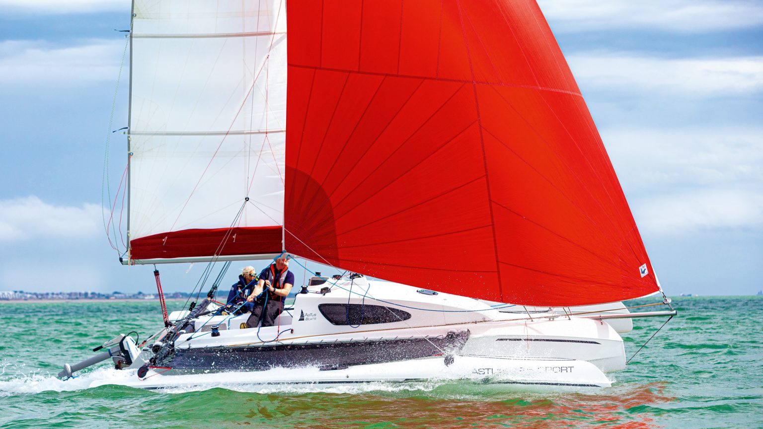 Astus 22.5 review: sporty little trimaran for the weekend? - Yachting ...