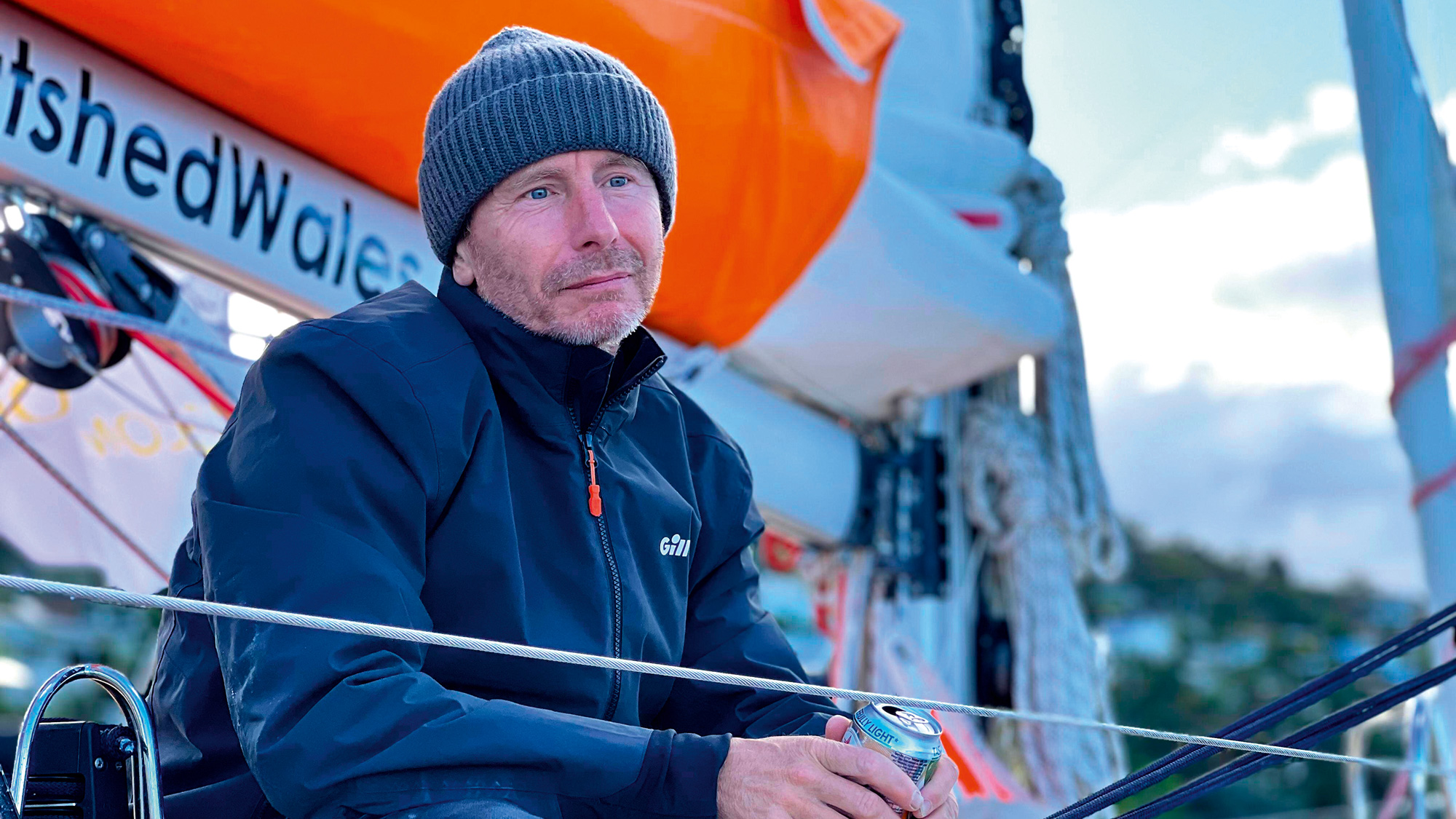 How I survived a dismasting in an 80 knot storm in the middle of an