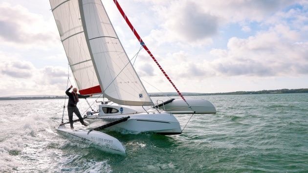 sailing upwind in a catamaran