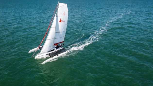 sailing upwind in a catamaran