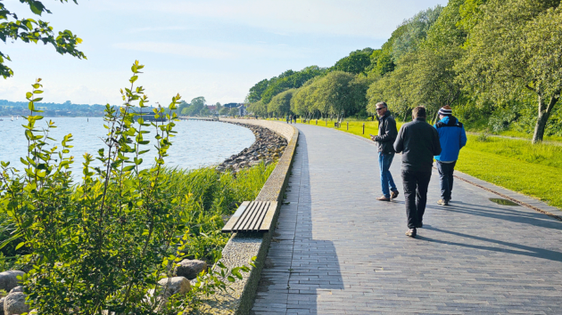 It’s a 20-minute walk fromS0nderborg marina into
town along the seafront,
or you can hire bikes
from the marina office