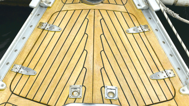 Good easy access to the bow storage