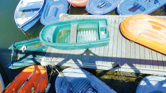 Carrying a dinghy is a great plus in these waters where many anchorages and mooring buoys beckon