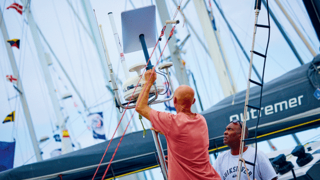 Starlink transformedJustin’s ability to be online whilst on the boat. 