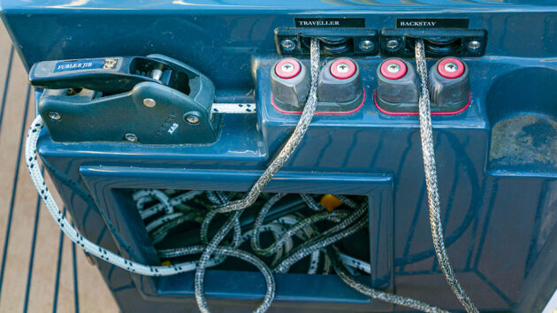 Rope tails are kept tidy by rope bins in the aft end of the cockpit seats, and more below them