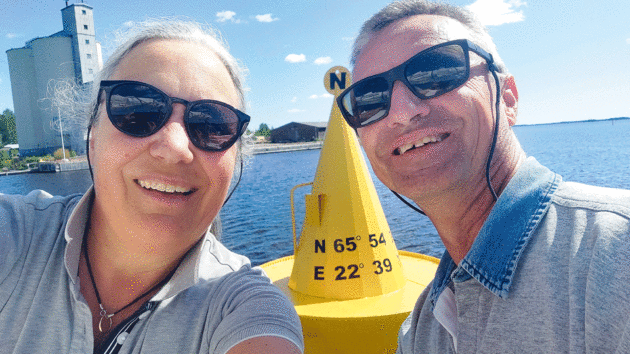 The yellow buoy off Töre marks the northernmost point of the Gulf of Bothnia, and the start of the southward leg