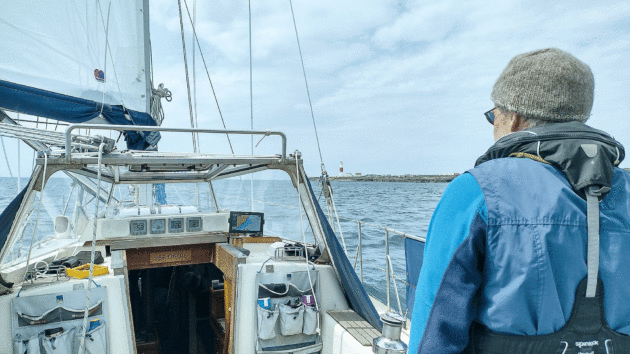Approaching Portland Bill close in on the first of the favourable tides