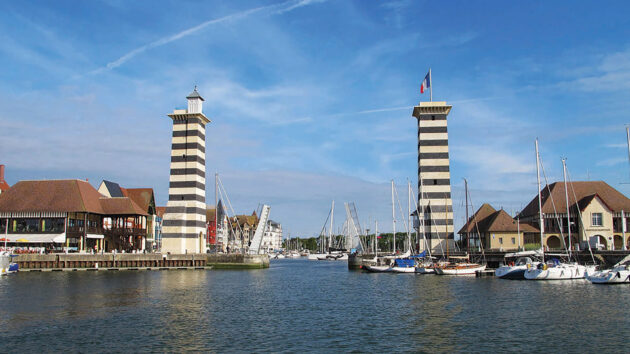 The lifting bridge into Bassin Morny at Deauville, with the waiting pontoon on the port side