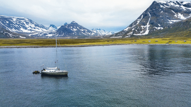 The scientists and citizen scientists took
the dinghy to the beach from sailing yacht Moondance to collect beach litter for
analysis. You can also
help science by contributing your yacht as a platform.