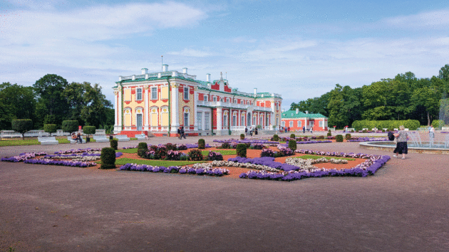 Tallinn Palace is a rally highlight