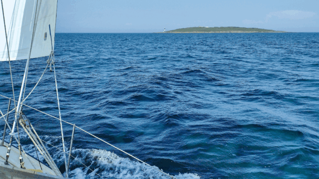 The wind filled in and we passed Lighthouse
Island to head out into
the North Channel